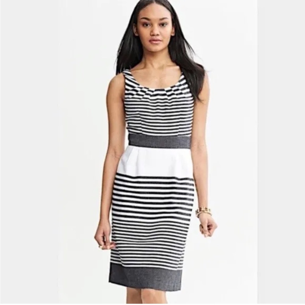 Banana Republic white striped dress size 4